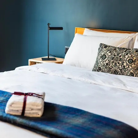 Bamboozle Loft Apartment *