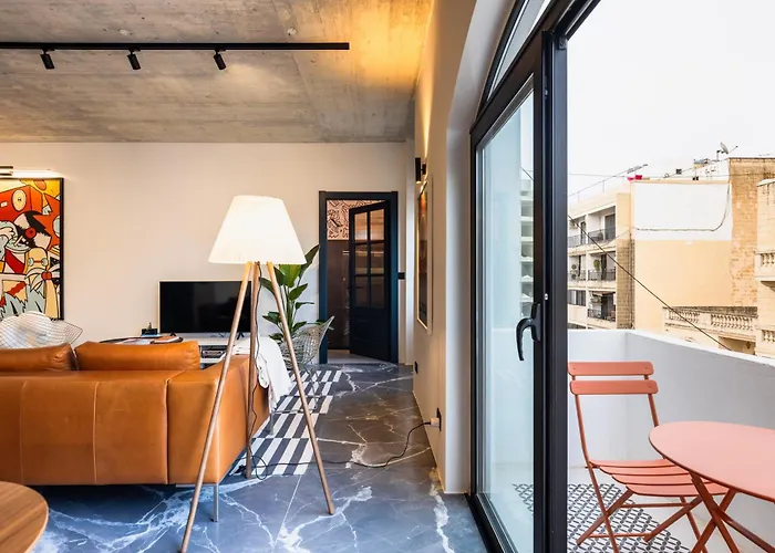 Bamboozle Loft * St. Paul's Bay